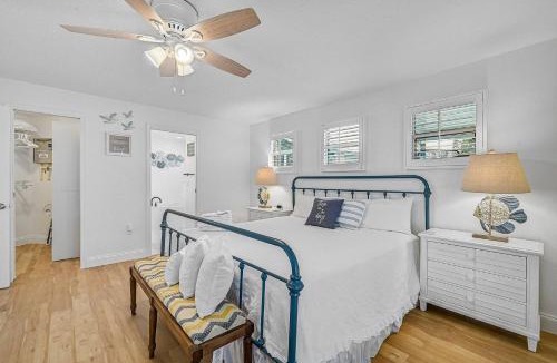 River District House | Manatee Cottage