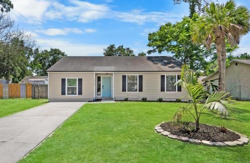 Southside House | Mandarin Retreat - Entire Home