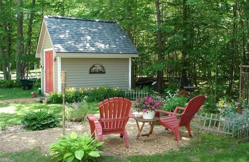Interlochen Cottage | Maple Woods Cottage on beautiful Bass Lake #PSTR 22-071 6 adults/2 children