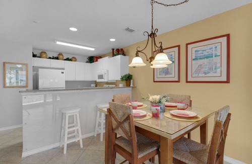 Miramar Beach Condo | Maravilla Condo 4107 - TWO FREE BEACH CHAIRS/UMBRELLA DURING YOUR STAY! HURRAY!
