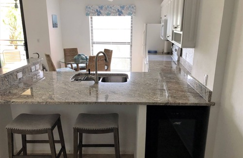 Marco Island Condo | Marco Island Riverside Condo - Enjoy Off-Season Amazing Deals.