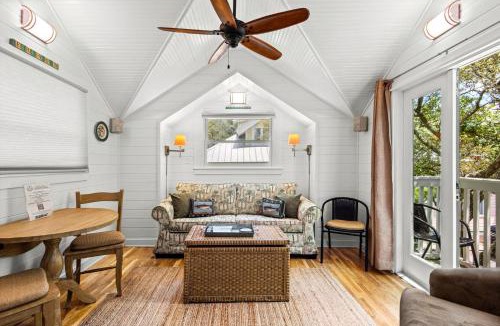 Seaside House | Margarita Days
