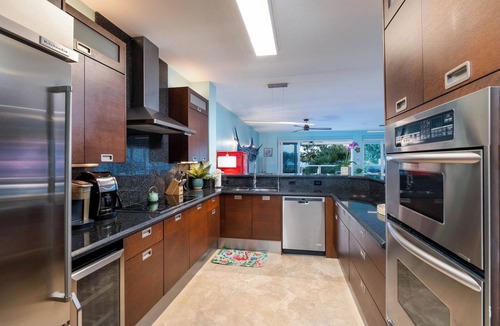 Rock Harbor Condo | Mariners Club 316, VRNR Luxury Collection, Epic Amenities, Private Gym, Pool Tbl