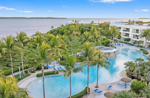 Rock Harbor Condo | Mariners Club Penthouse Unit 335, VRNR Luxury Collection- VRBO Preferred Partner
