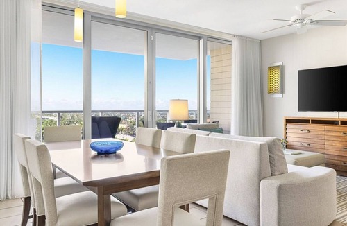 Marco Island Hotel | Marriott Crystal Shores Resort/2BR with Poolside View Floors 6 and above