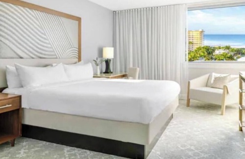 Marco Island Villa | Marriott’s Crystal Shores, Marco Island, 2 bed, 2 bath - Poolside-Sleeps 8!