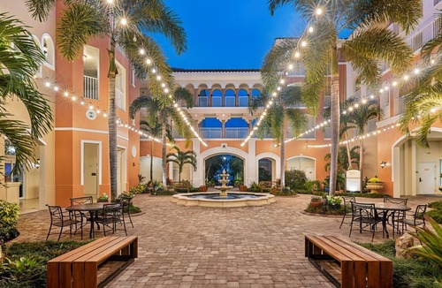 Williamsburg Villa | Marriott’s Grande Vista Orlando One Bedroom Full Access Resort