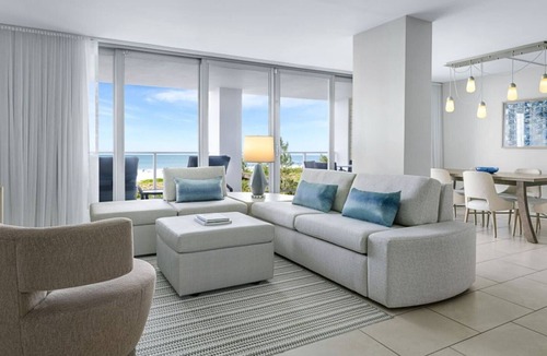 Marco Island Resort | Marriott’s Crystal Shores: 2 Bd Gulf Front- Paradise Awaits on Marco Island