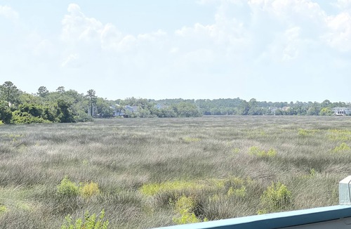 Saint Simons Heights Condo | Marsh Front - Three Bedroom - Walk to Redfern Village