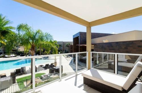 Florida Central Atlantic Coast House | Marvelous 4 Bd Close to Disney @ Magic Village 3153