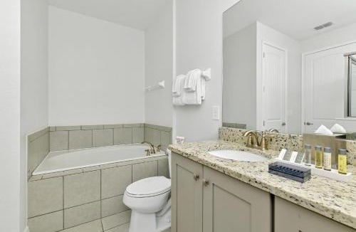 Historic Downtown Kissimmee Apartment | Marvelous Home Near Disney With Private Pool And Waterpark & Resort Access At Encore Resorts Reunion - 250Cl