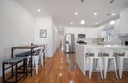 McGinley Square Apartment | Massive 4-bedroom, 3-bathroom duplex apt with garage parking in Jersey City