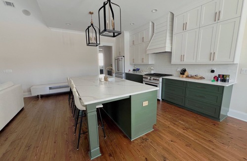 Appling House | Masters Week Luxury Home > Pool + Outdoor Living > Sleeps 12 Near Augusta