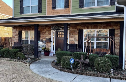 Evans House | Masters Week Retreat – Spacious Home Minutes from Augusta National! Pet Friendly