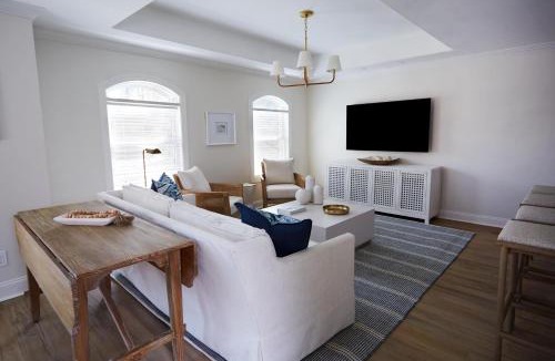 Old Town Bluffton House | May River Breeze