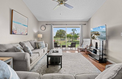 Isla del Sol Condo | Mermaid Drive: Vista Verde East 240