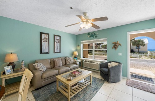 Biltmore Beach Apartment | Merrimac Resort #12