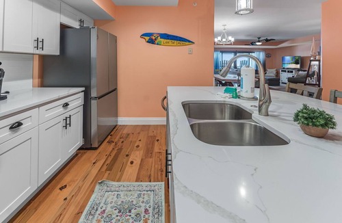 Mexico Beach Condo | Mexico Beach Condo | Pool & Hot Tub | Gulf Views