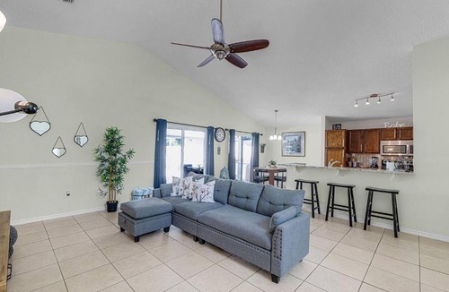 Mill Run Apartment | Mi Casita Near Disney & Universal