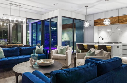 Emerald Waters Village House | Mia-Mar Villa🏖LUX Miramar🏖Brand New🏖Private Pool🏖BONFIRES 3/16-4/13 & 5/25-8/10