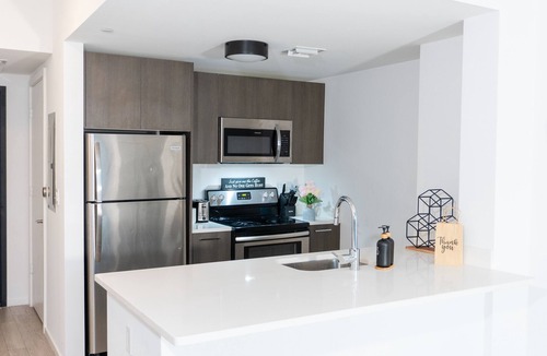 Overtown Condo | Miami's Best - Modern 2BR/2BA Condo, Infinity Pool, and Luxury Central Living