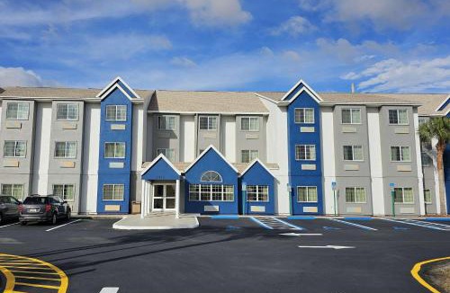 Bushnell Hotel | Microtel Inn & Suites by Wyndham Bushnell