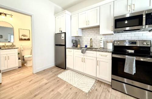 Tampa House | Midtown Retreat - Right Unit