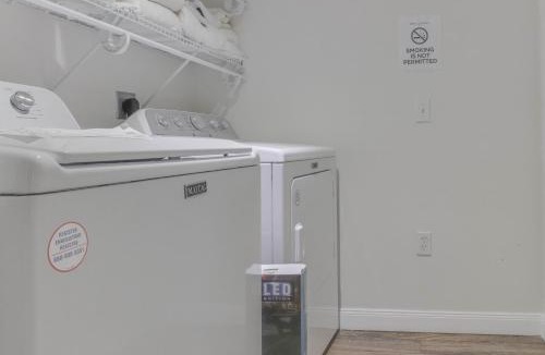 Port Saint John House | Minutes to NASA, SpaceX, Cocoa Beach & Cruise Port