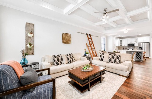 Old Seminole Heights House | Minutes to Tampa Fun | Private Pool & Spa Getaway