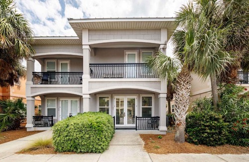 Miramar Beach House | Miramar Villas 107 Large townhome