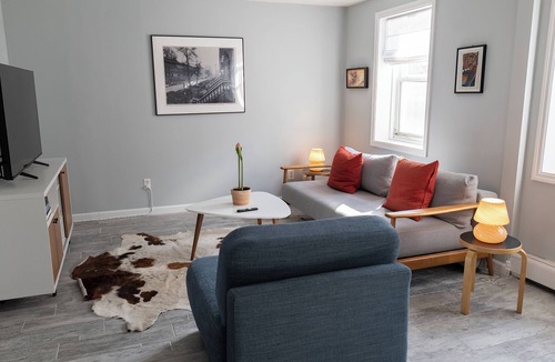 Historic Downtown Apartment | Modern 1-bedroom apartment in downtown Jersey City 1 block from Grove St. Path.