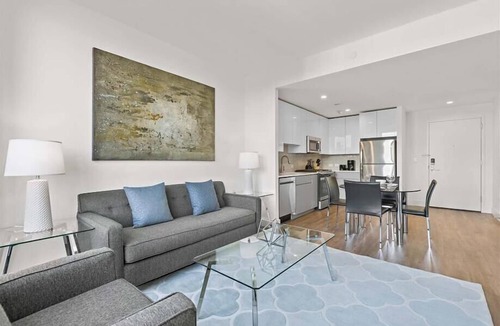 White Plains Apartment | Modern 1BR Apt | Fitness Center | Downtown White Plains