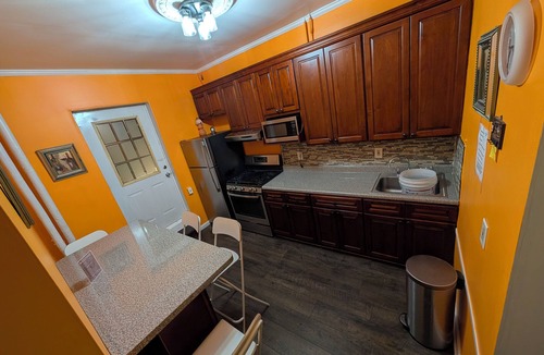 Guttenberg House | Modern 2BR Retreat Near NYC, Clean, Cozy, Private & Fully Equipped
