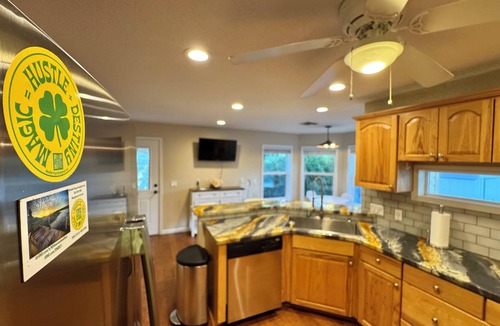 Citrus Springs House | Modern 3 Bed 2.5 Bath Home w/access to Lake Rousseau near Rainbow Springs