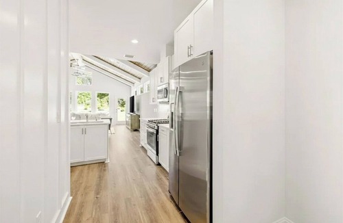 Tallahassee House | Modern 3BR/2.5BTH Landon Hills Retreat