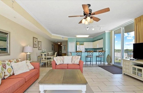 Panama City Beach Apartment | Modern 3BR Beachfront Condo with Wraparound Views