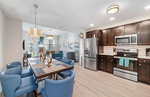 Florida Central Atlantic Coast House | Modern 3BR Resort Walk to Convention Center, Epic Universe and Icon Park.