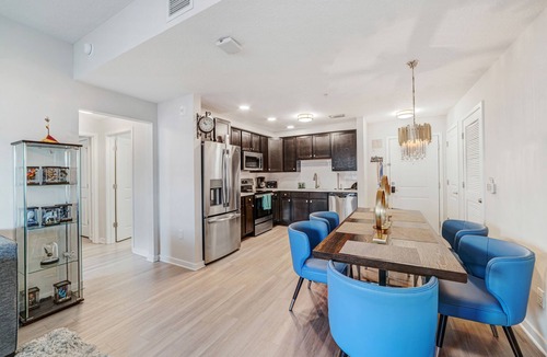 Florida Central Atlantic Coast House | Modern 3BR Resort Walk to Convention Center, Epic Universe and Icon Park.