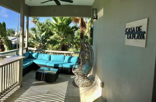 Vina Del Mar Island House | Modern 4 bed/2bath Beach House Casa de la playa By the Don Cesar
