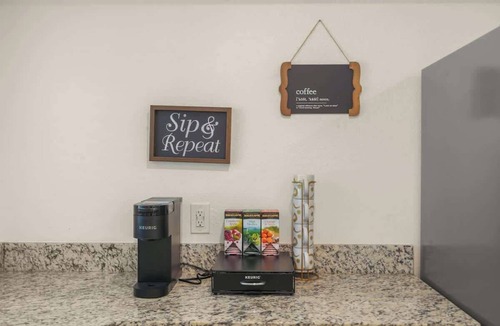 Indian Ridge House | Modern 4BR Disney ESPN Getaway Cheer Soccer Ready
