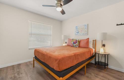 Indian Ridge House | Modern 4BR Disney ESPN Getaway Cheer Soccer Ready
