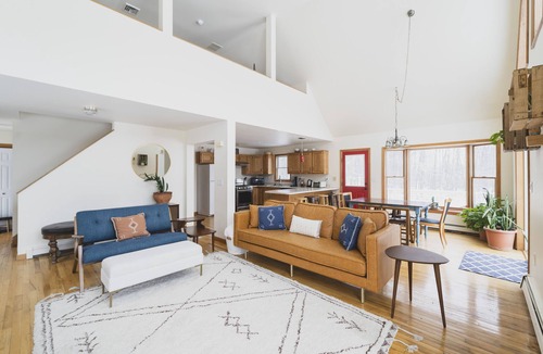 Pine Bush House | Modern 5 Acre Farm Retreat with Game Room, Views, Privacy, and Proximity!