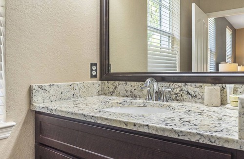 Baldwin Park Apartment | Modern Apartment in Prime Location (ID4577X6)
