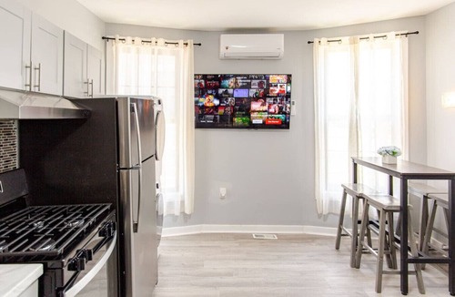 Black Rock Historic District Apartment | Modern Apartment in Black Rock