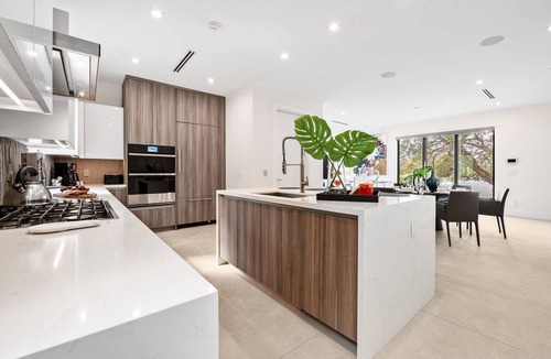 Beverly Heights House | Modern Coastal Retreat in Prime Downtown Fort Lauderdale