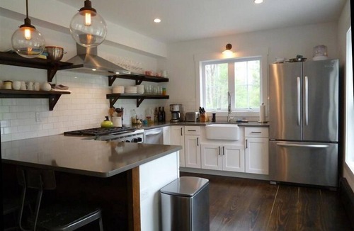 Mount Marion House | MODERN FARMHOUSE, Saugerties Woodstock, Deck, Fireplace, Fire Pit, WiFi, TV