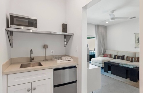 New Town House | Modern Luxury with Additional Guest Home, Garage and Pool in Key West!