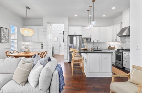 Jacksonville Beach House | Modern Oasis | Pool, Golf Cart, Games + Splash Pad