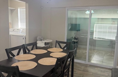 Southwest Orlando House | Modern Orlando Stay