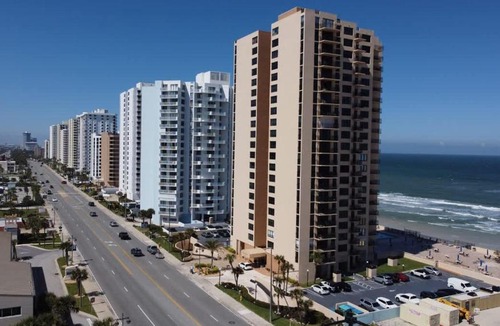 Daytona Beach Shores Apartment | Modern Queen Suite #2 - Steps to Daytona Beach